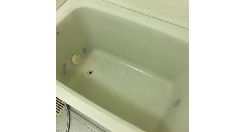 埼玉県鴻巣市 浴槽ヒビ補修